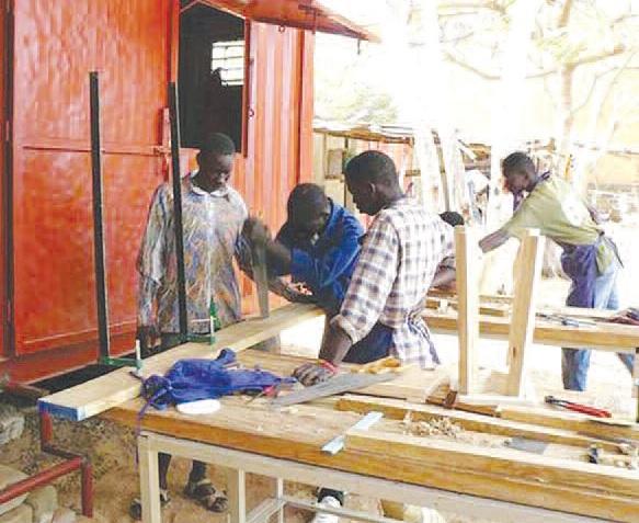 Interdiction de la coupe de bois en Casamance : les menuisiers ébénistes de Kolda en détresse !