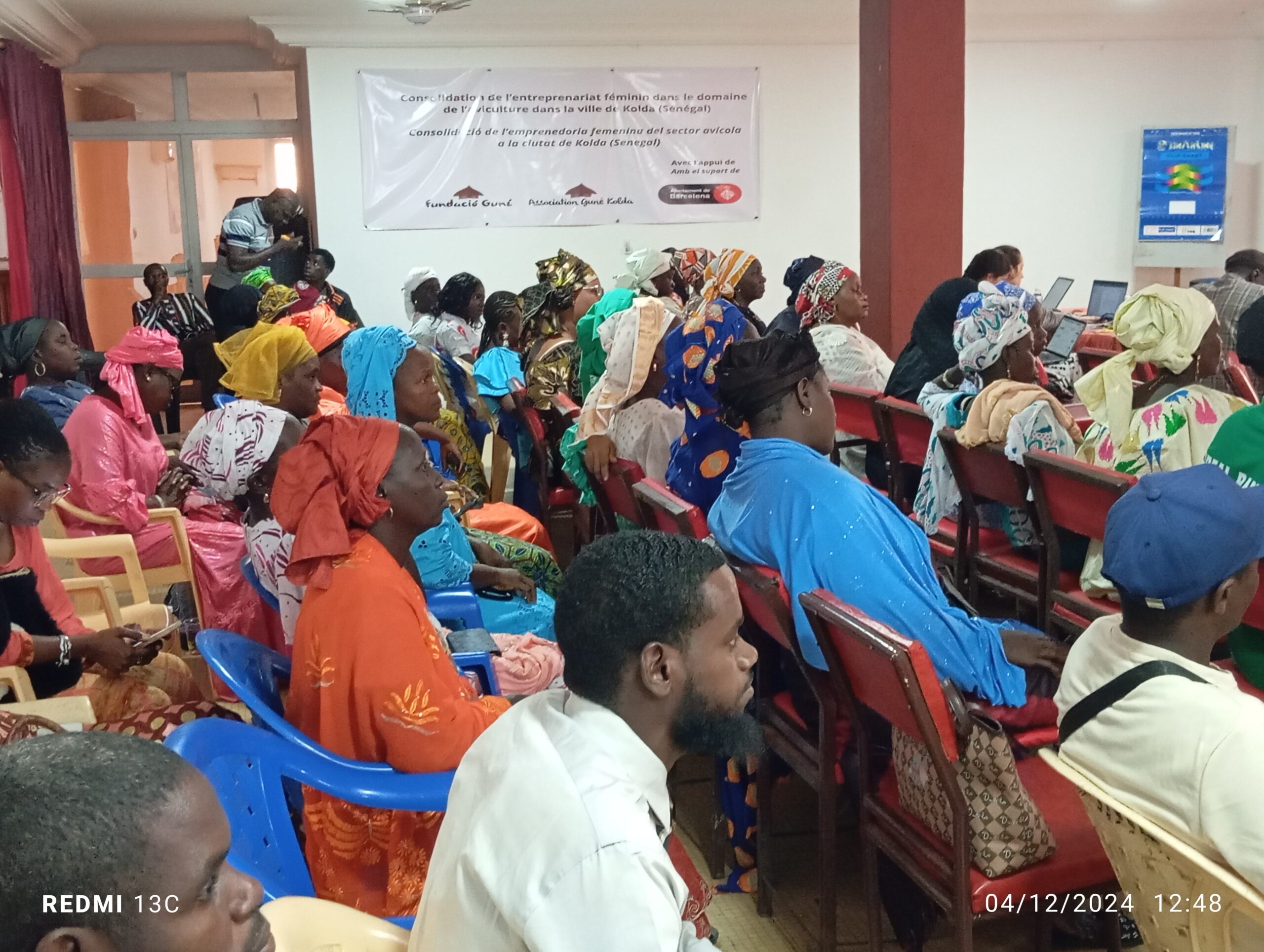 Promotion de l’entrepreneuriat féminin : un forum organisé par Guné Kolda pour accompagner les femmes dans l’aviculture, le maraîchage et la valorisation des produits locaux.