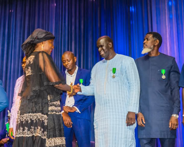 Babacar Sy, un artisan de la protection des jeunes, honoré au grade de l’Ordre du Mérite